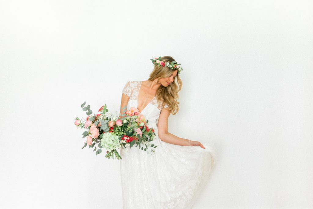 Photographe basé à Reims, je suis spécialisé dans le reportage mariage, la photographie de couple et de famille.